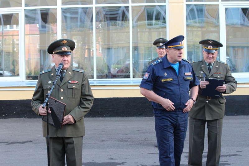 65 лет Красноярскому высшему командному училищу 